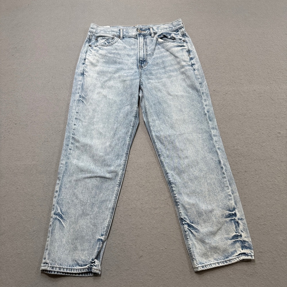American Eagle Mom Jeans Women's 8 Light Blue Acid Wash High Rise Straight Leg